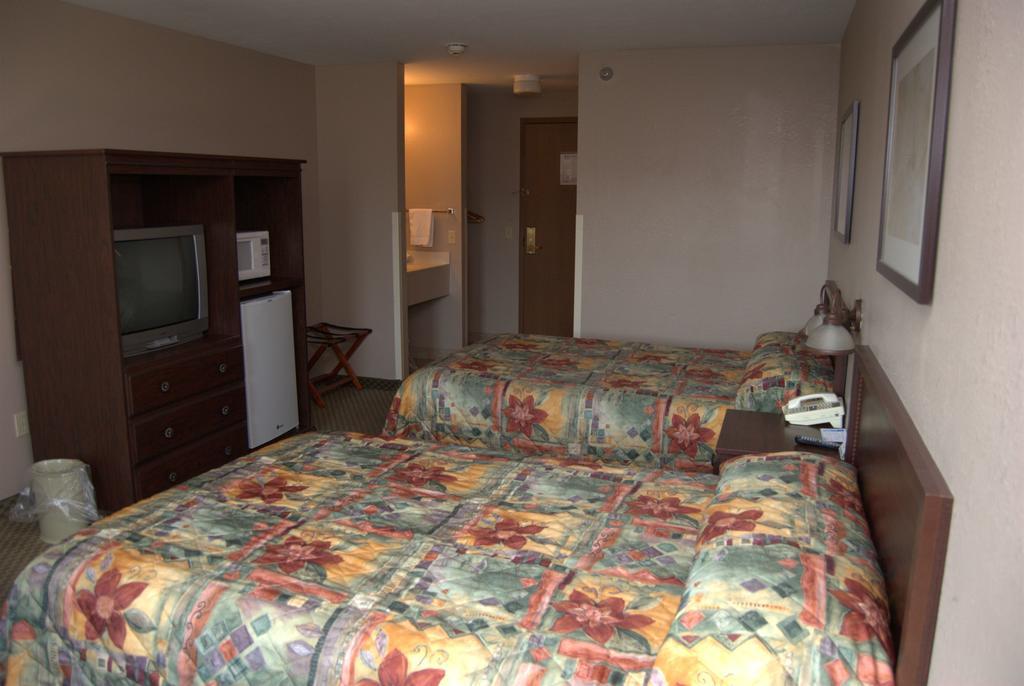 Commodore Resort Put-in-Bay Exteriér fotografie