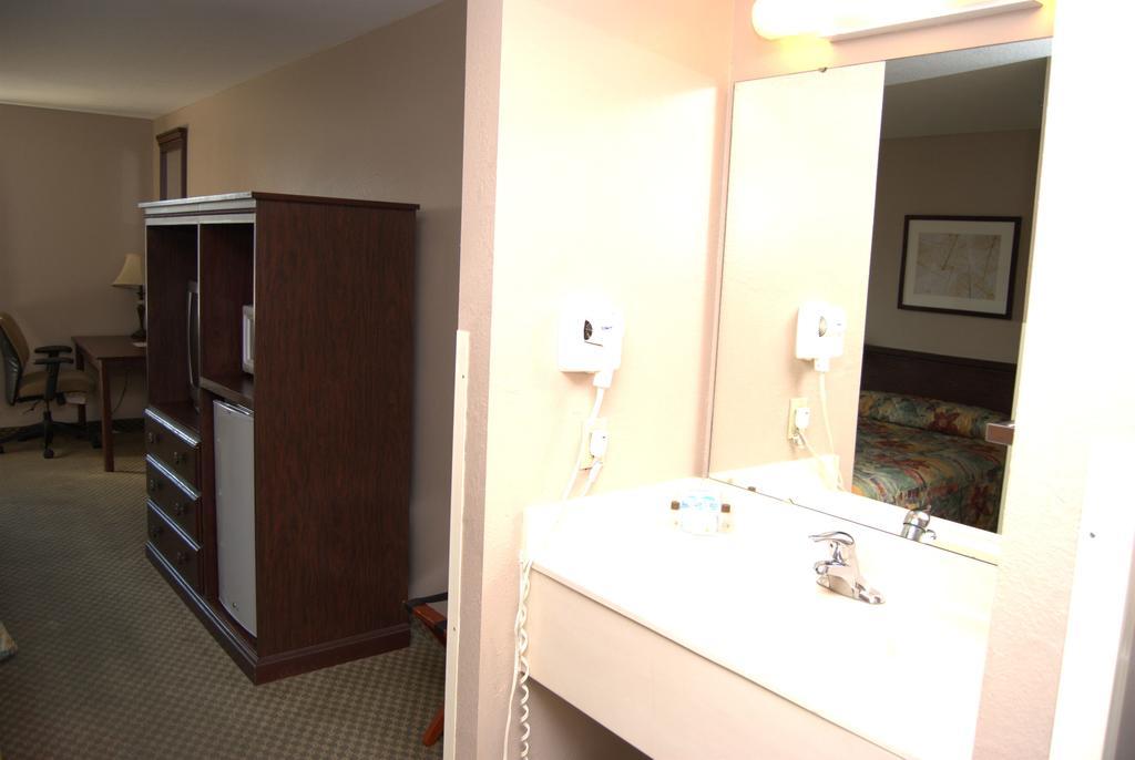 Commodore Resort Put-in-Bay Exteriér fotografie