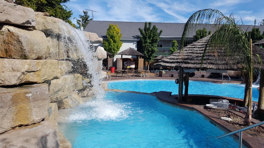 Commodore Resort Put-in-Bay Exteriér fotografie