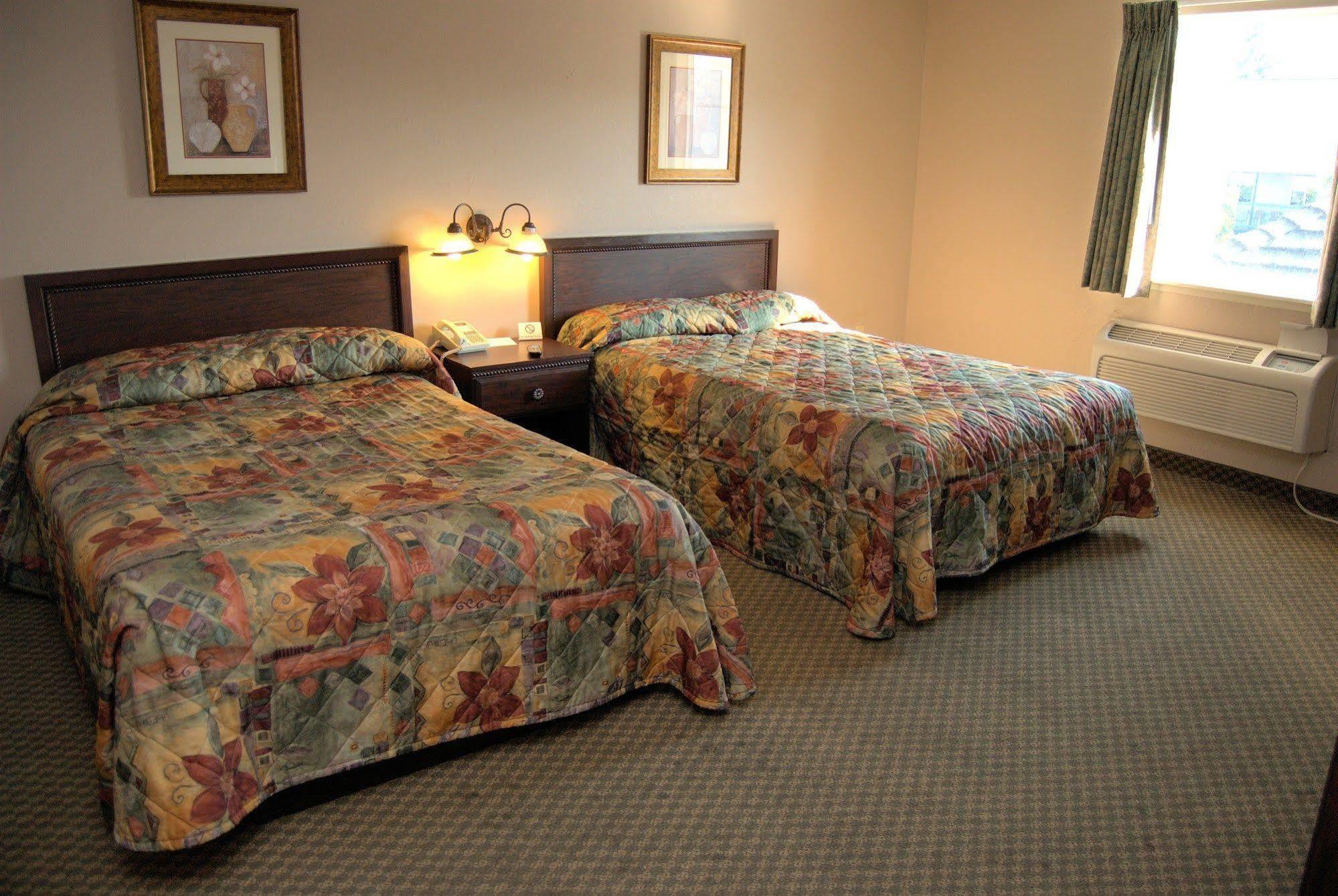 Commodore Resort Put-in-Bay Exteriér fotografie
